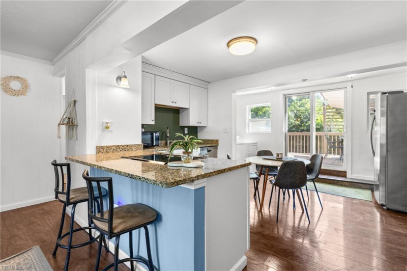 Photo 11 of 33 residential for sale in Norfolk virginia