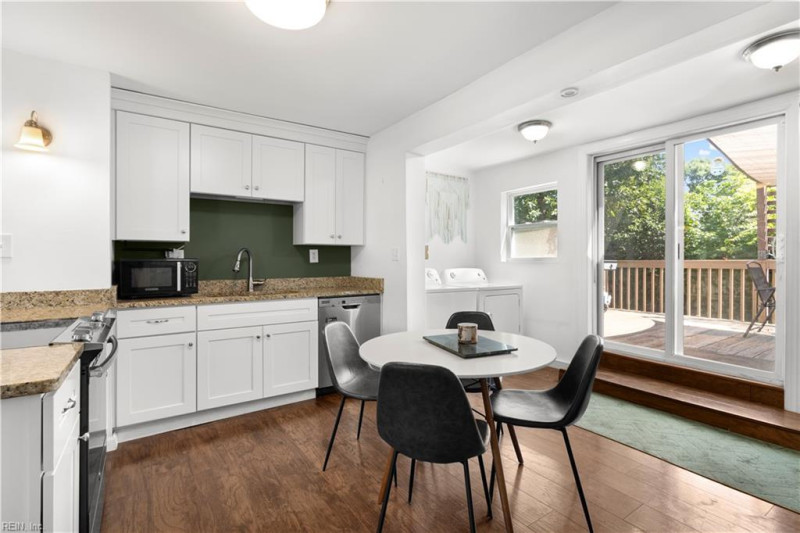 Photo 12 of 33 residential for sale in Norfolk virginia