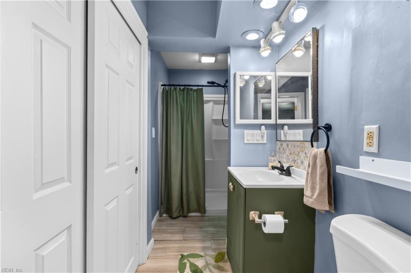 Photo 19 of 33 residential for sale in Norfolk virginia