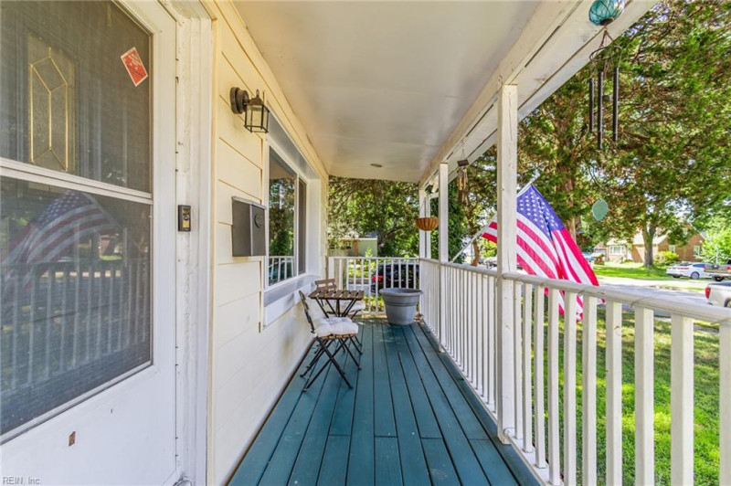 Photo 5 of 33 residential for sale in Norfolk virginia