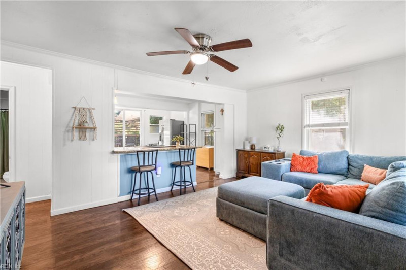 Photo 7 of 33 residential for sale in Norfolk virginia