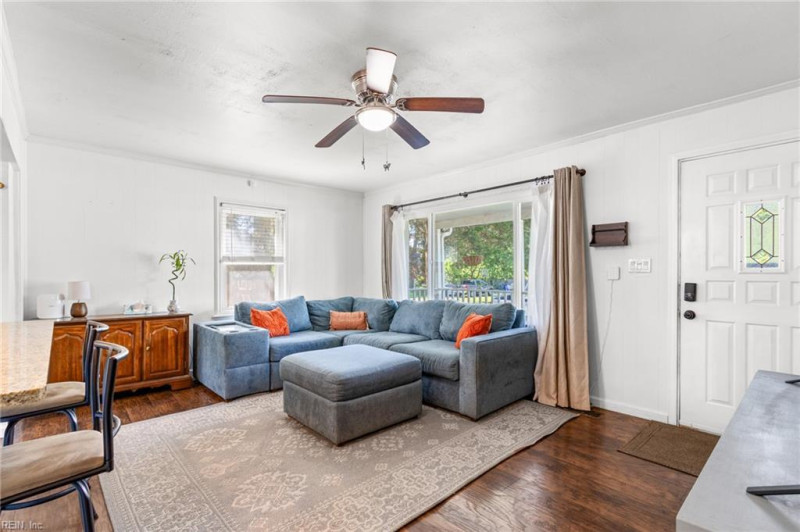Photo 8 of 33 residential for sale in Norfolk virginia