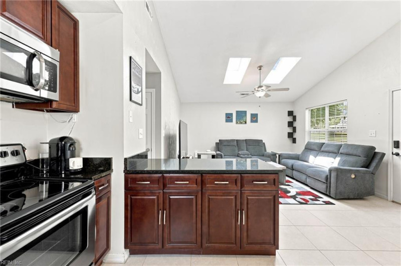 Photo 17 of 37 residential for sale in Norfolk virginia Photo 17 of 37 residential for sale in Norfolk virginia