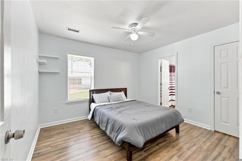 Photo 19 of 37 residential for sale in Norfolk virginia Photo 19 of 37 residential for sale in Norfolk virginia