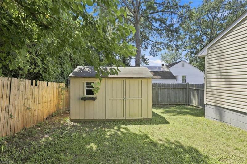 Photo 36 of 37 residential for sale in Norfolk virginia Photo 36 of 37 residential for sale in Norfolk virginia