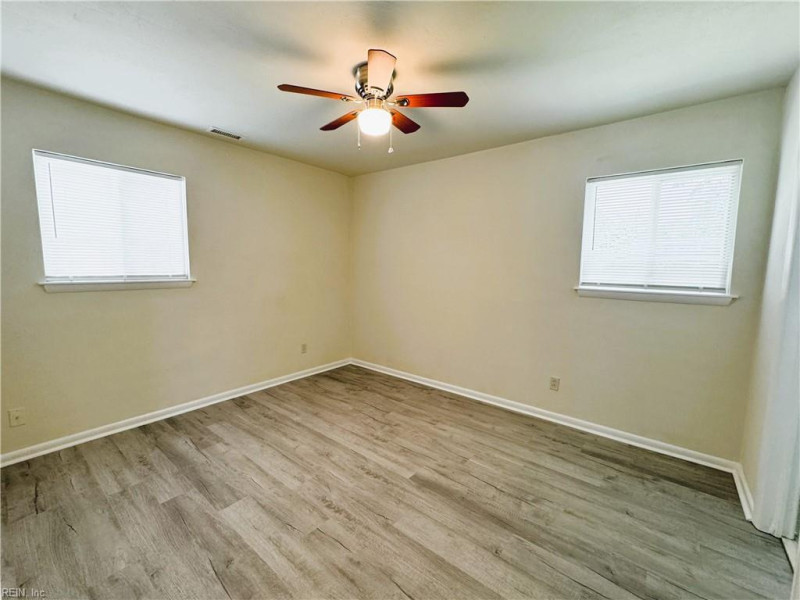 Photo 10 of 23 rental for rent in Virginia Beach virginia