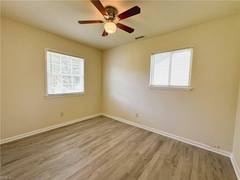Photo 14 of 23 rental for rent in Virginia Beach virginia