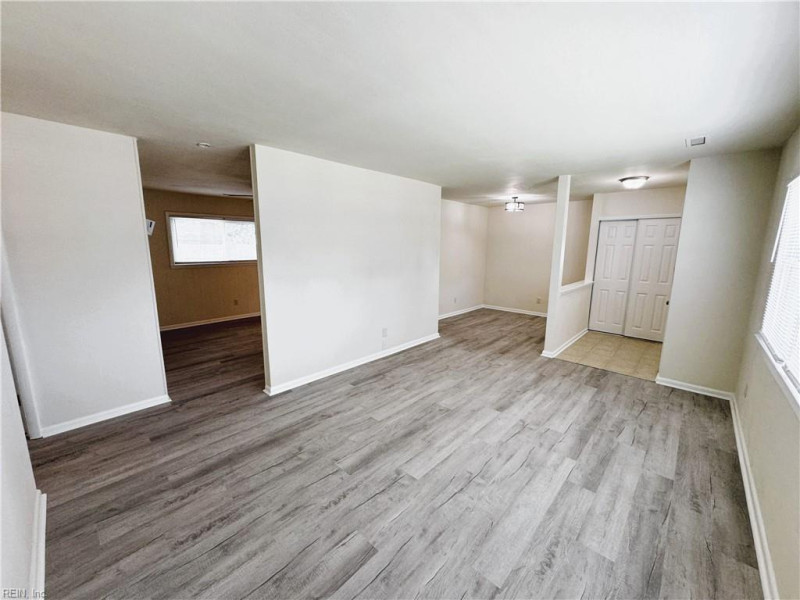 Photo 2 of 23 rental for rent in Virginia Beach virginia