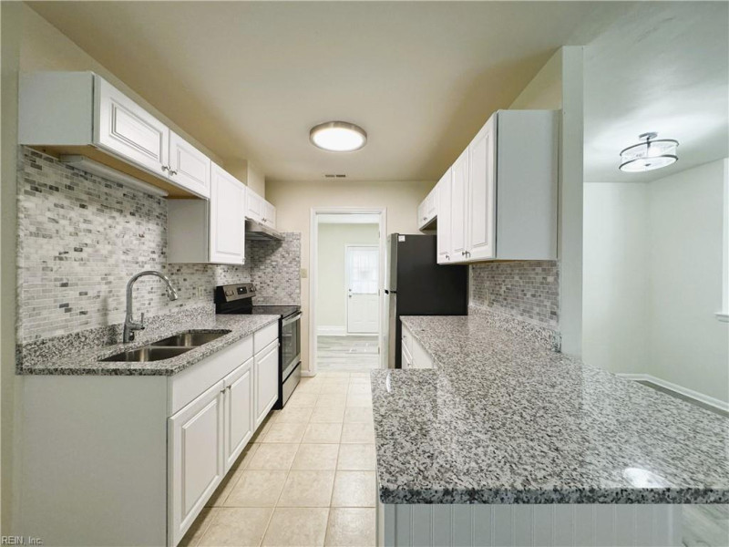 Photo 7 of 23 rental for rent in Virginia Beach virginia