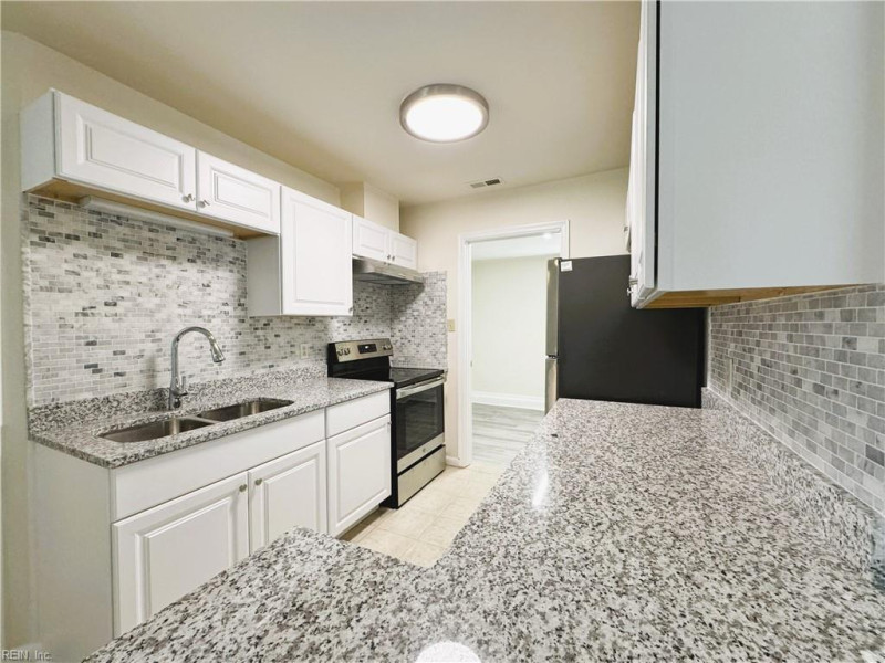 Photo 8 of 23 rental for rent in Virginia Beach virginia