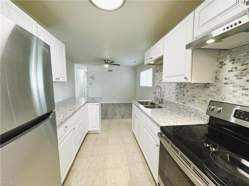 Photo 9 of 23 rental for rent in Virginia Beach virginia
