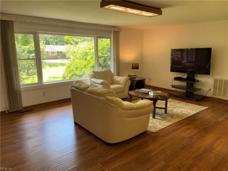 Photo 5 of 35 residential for sale in Virginia Beach virginia Photo 5 of 35 residential for sale in Virginia Beach virginia