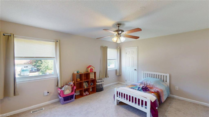 Photo 25 of 39 residential for sale in Virginia Beach virginia