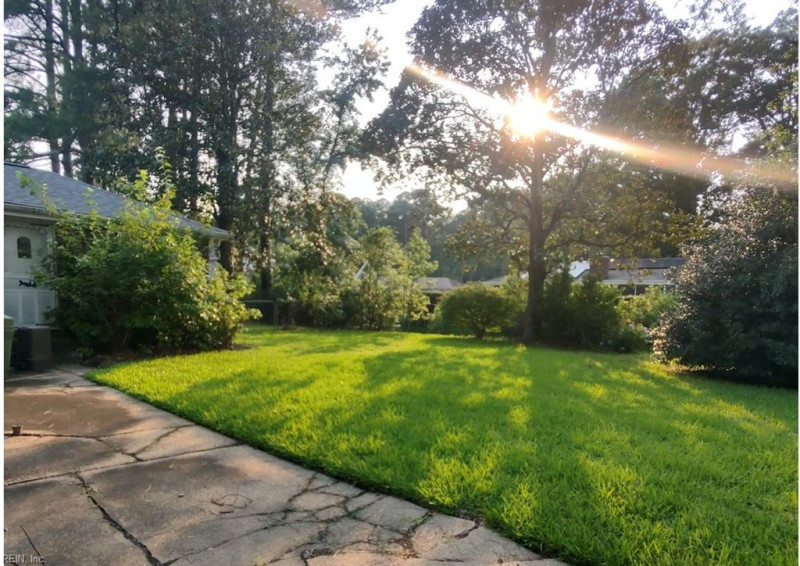Photo 17 of 18 residential for sale in Chesapeake virginia Photo 17 of 18 residential for sale in Chesapeake virginia