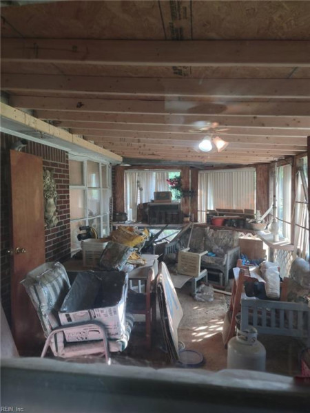 Photo 7 of 18 residential for sale in Chesapeake virginia Photo 7 of 18 residential for sale in Chesapeake virginia