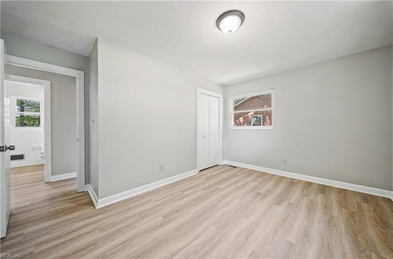 Photo 14 of 33 residential for sale in Chesapeake virginia Photo 14 of 33 residential for sale in Chesapeake virginia
