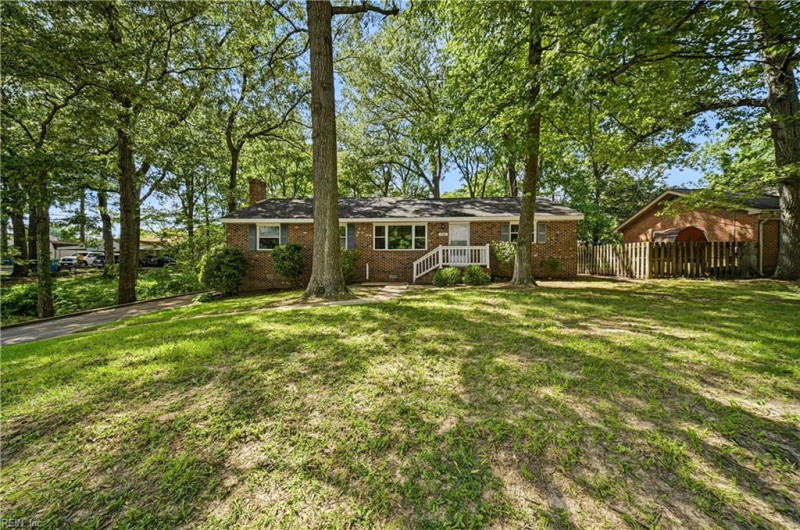 Photo 3 of 33 residential for sale in Chesapeake virginia Photo 3 of 33 residential for sale in Chesapeake virginia