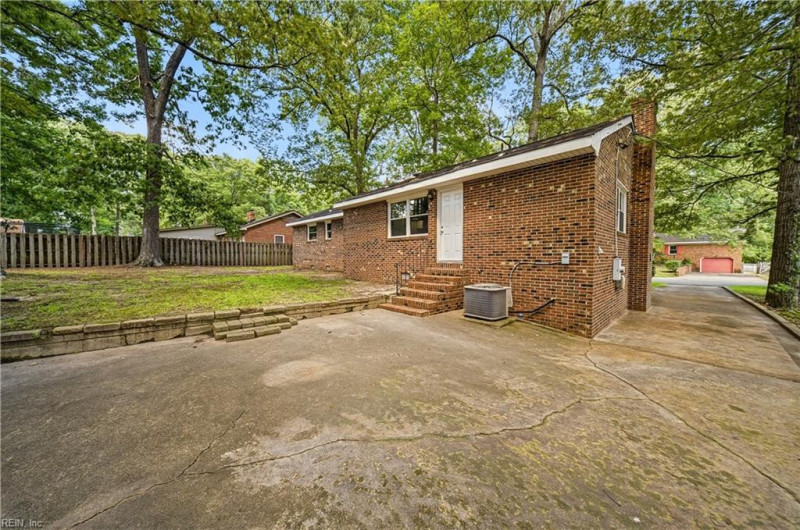 Photo 30 of 33 residential for sale in Chesapeake virginia Photo 30 of 33 residential for sale in Chesapeake virginia