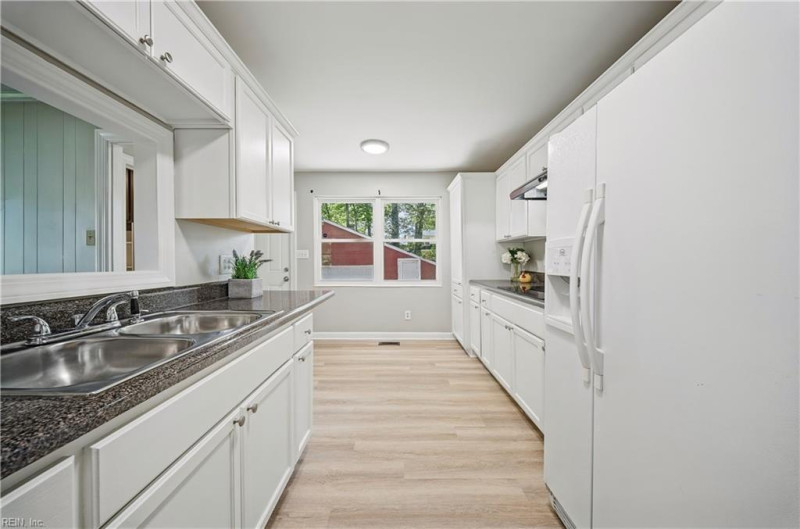 Photo 9 of 33 residential for sale in Chesapeake virginia Photo 9 of 33 residential for sale in Chesapeake virginia