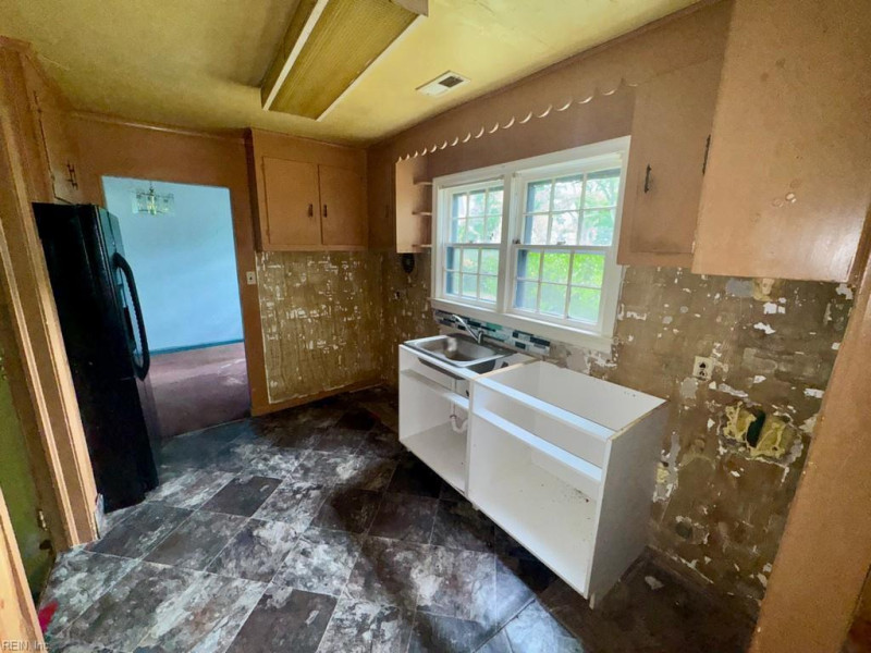Photo 8 of 14 residential for sale in Norfolk virginia Photo 8 of 14 residential for sale in Norfolk virginia