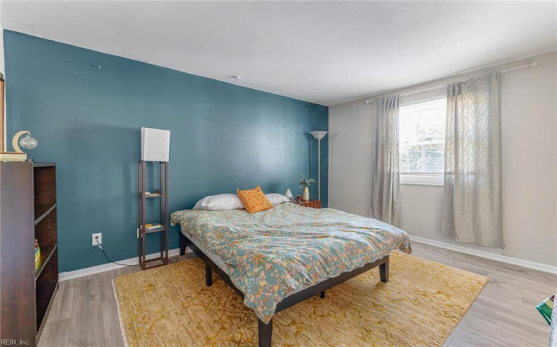 Photo 13 of 48 residential for sale in Norfolk virginia