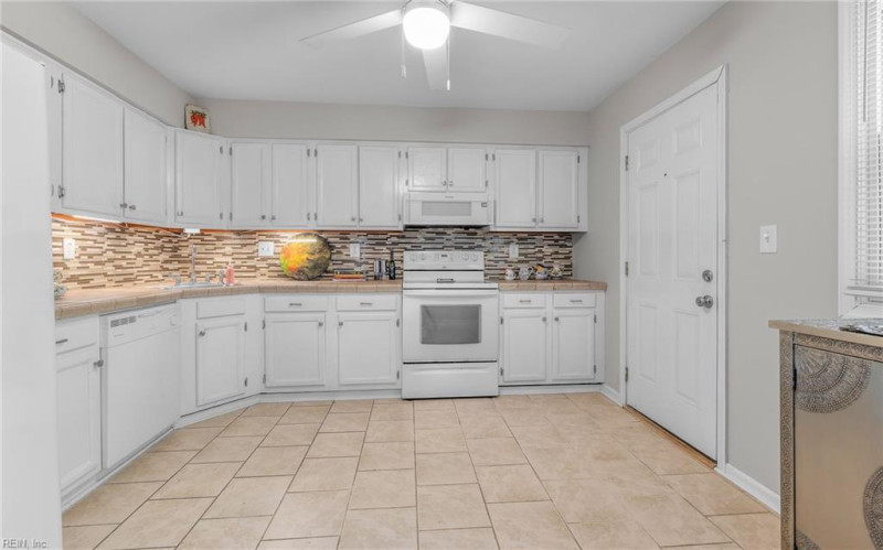 Photo 8 of 48 residential for sale in Norfolk virginia