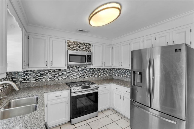 Photo 18 of 50 residential for sale in Virginia Beach virginia Photo 18 of 50 residential for sale in Virginia Beach virginia