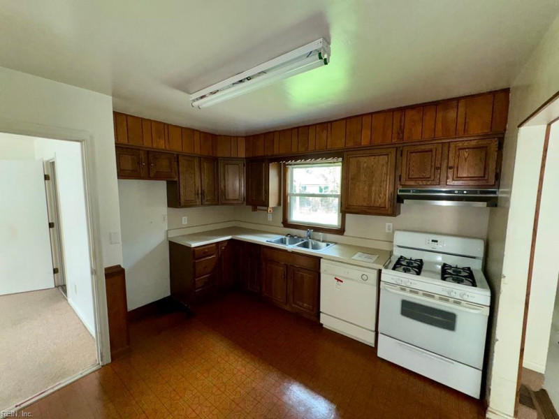 Photo 9 of 18 residential for sale in Norfolk virginia Photo 9 of 18 residential for sale in Norfolk virginia