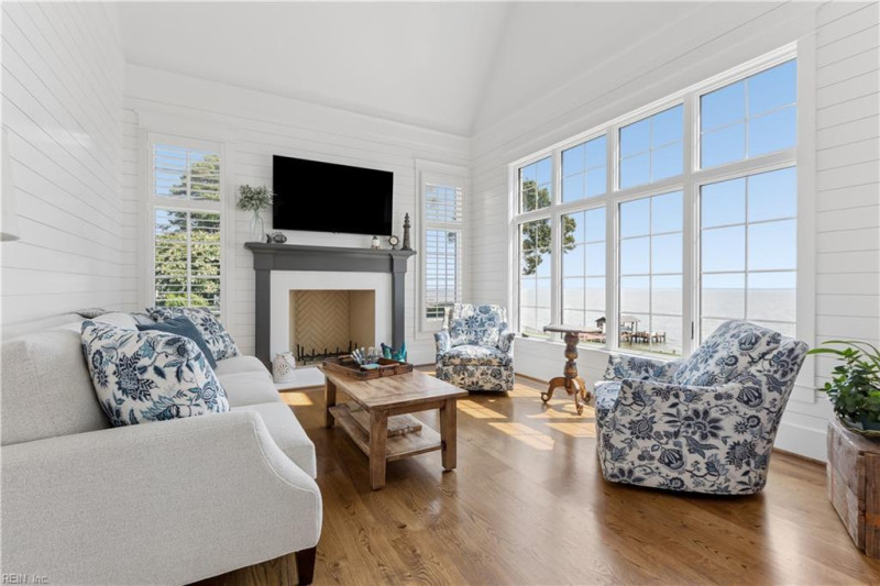 Photo 16 of 50 residential for sale in Newport News virginia