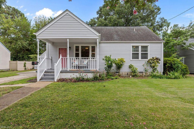 Photo 1 of 15 residential for sale in Norfolk virginia