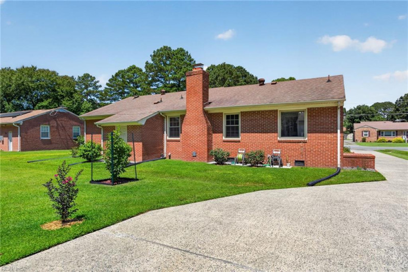 Photo 35 of 39 residential for sale in Franklin virginia