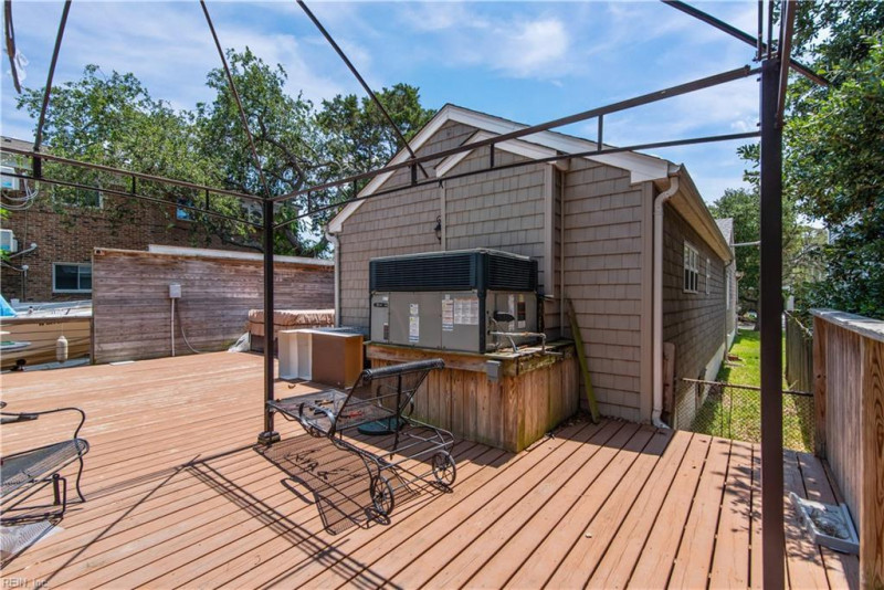 Photo 32 of 35 residential for sale in Norfolk virginia