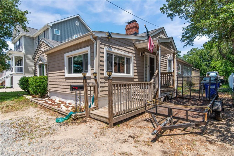 Photo 4 of 35 residential for sale in Norfolk virginia