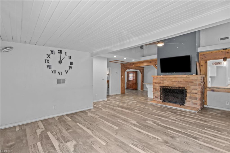 Photo 5 of 35 residential for sale in Norfolk virginia