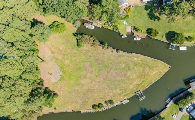 1519 Duke of Windsor Road, Virginia Beach, VA 23454