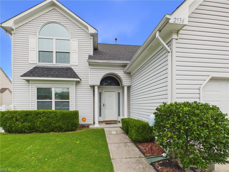 Photo 3 of 46 residential for sale in Virginia Beach virginia