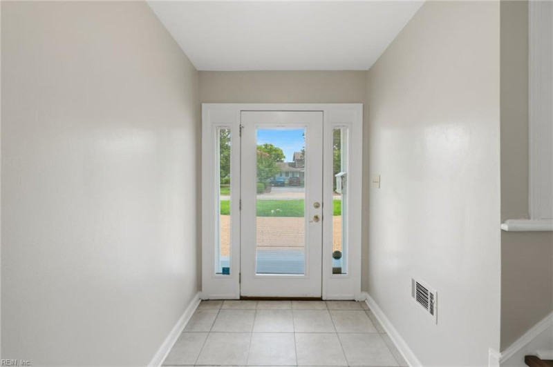 Photo 5 of 41 residential for sale in Hampton virginia Photo 5 of 41 residential for sale in Hampton virginia