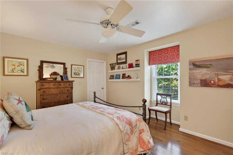 Photo 25 of 50 residential for sale in Suffolk virginia