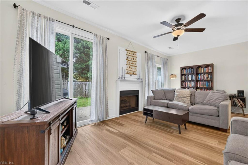 Photo 10 of 50 residential for sale in Virginia Beach virginia