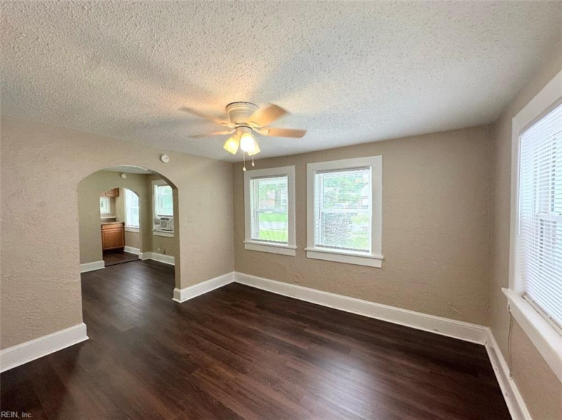 Photo 4 of 12 rental for rent in Norfolk virginia Photo 4 of 12 rental for rent in Norfolk virginia