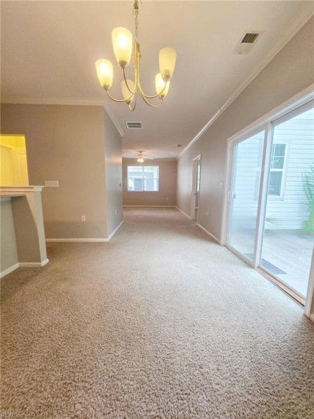 Photo 14 of 50 residential for sale in Chesapeake virginia