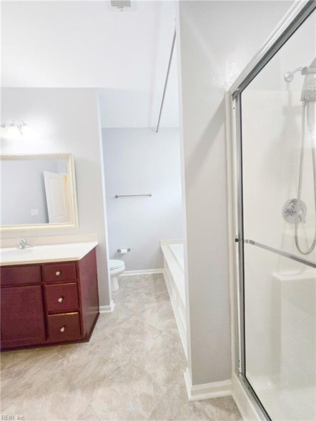 Photo 40 of 50 residential for sale in Chesapeake virginia