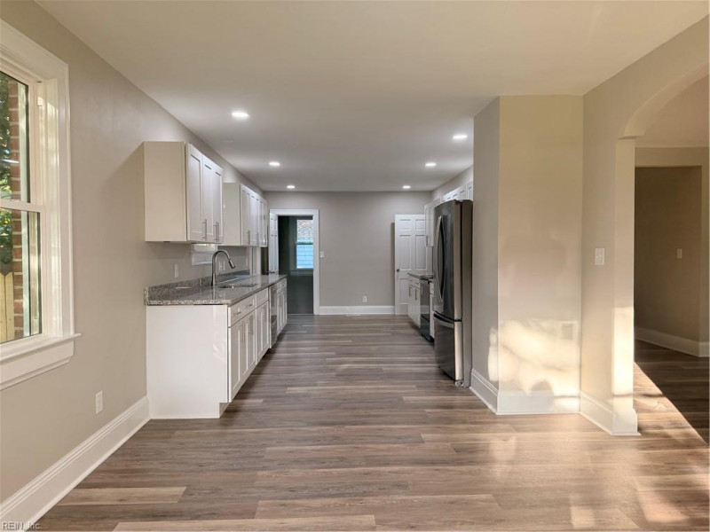 Photo 3 of 41 rental for rent in Portsmouth virginia