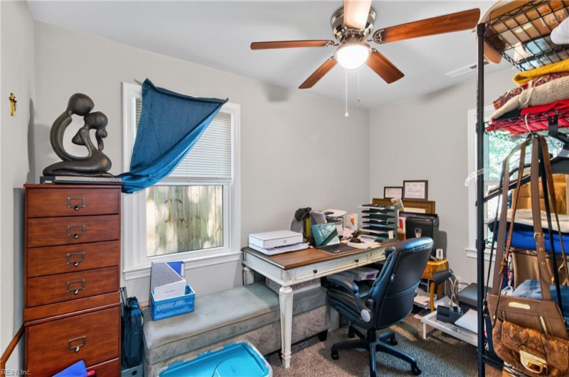 Photo 14 of 20 residential for sale in Hampton virginia