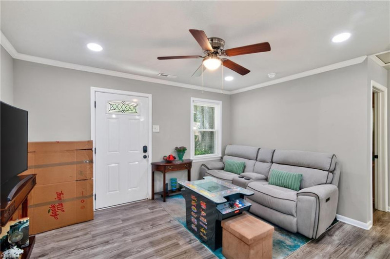 Photo 6 of 20 residential for sale in Hampton virginia
