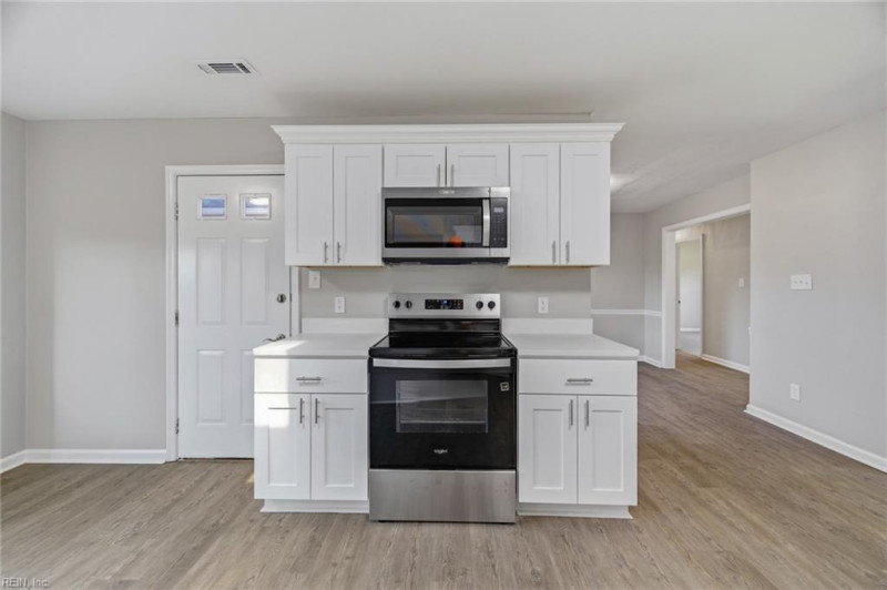 Photo 13 of 45 residential for sale in Chesapeake virginia Photo 13 of 45 residential for sale in Chesapeake virginia