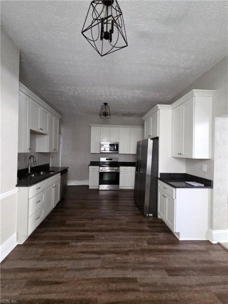 Photo 12 of 38 residential for sale in Newport News virginia