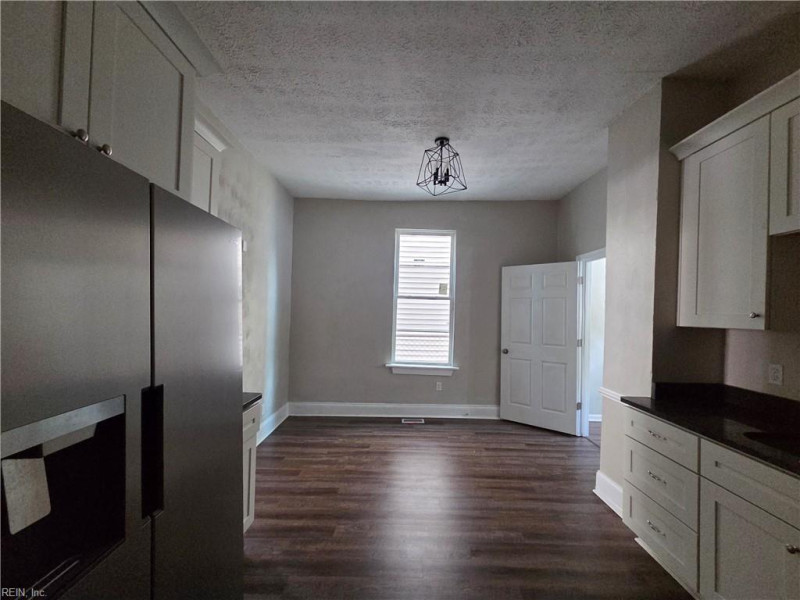 Photo 13 of 38 residential for sale in Newport News virginia