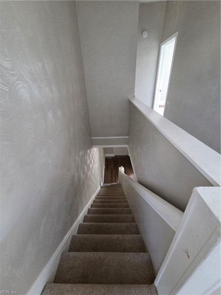 Photo 18 of 38 residential for sale in Newport News virginia
