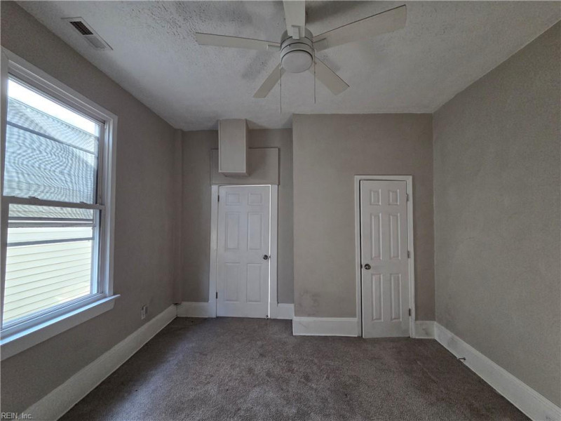 Photo 21 of 38 residential for sale in Newport News virginia